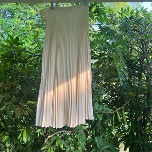 Shaina Mote pleated skirt size 4